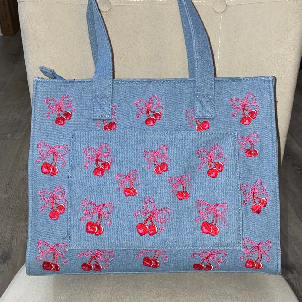 24HR DROP ⬇️ Betsey Johnson embroidered heart cherries denim tote bag - Picture 4 of 5